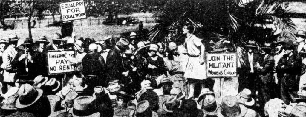 Jean Thompson, of the Militant Women’s Group, speaks in support of the wives of striking timber workers during an IWD rally held in 1929 at Belmore Park, Sydney.